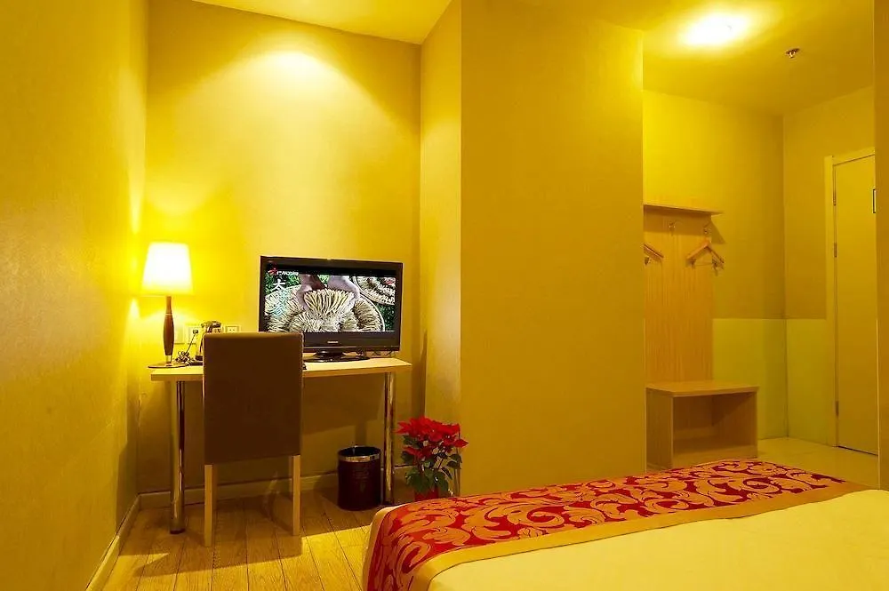 Super 8 Hotel Zhuozhengyuan Su-čou 2*,  Čína