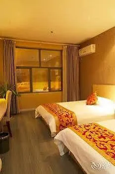 Super 8 Hotel Zhuozhengyuan Suzhou  2*, Suzhou (Jiangsu)